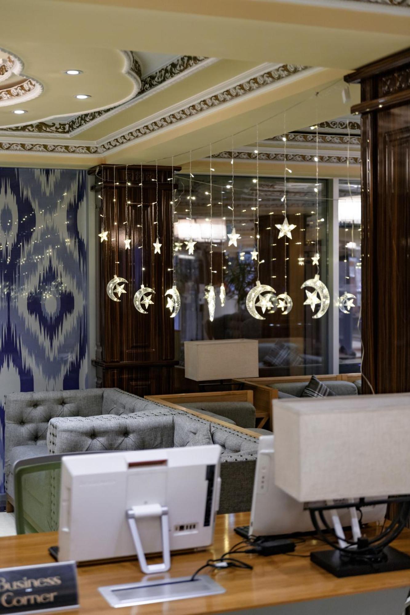 Hotel Atlas Dushanbe Bagian luar foto