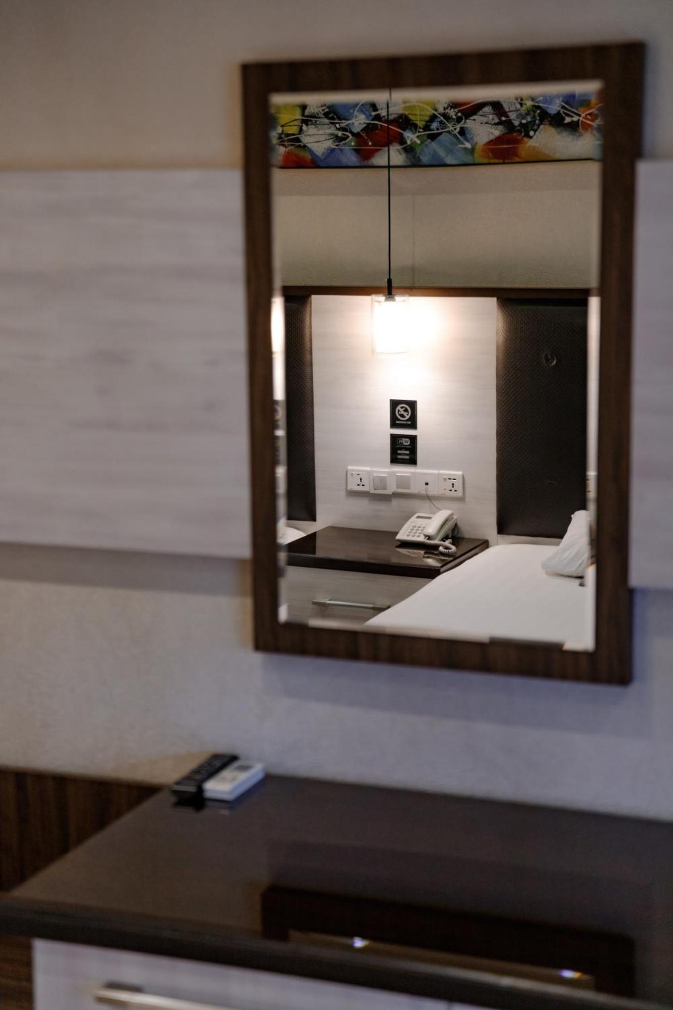 Hotel Atlas Dushanbe Bagian luar foto